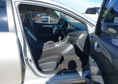 2015 Nissan Sentra S z USA, uszkodzony, nr VIN 3N1AB7APXFY368318